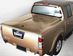 MAXCOVER  Nissan Navara.