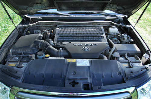Toyota LC200 4.5 V8