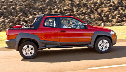 Fiat Strada 2012