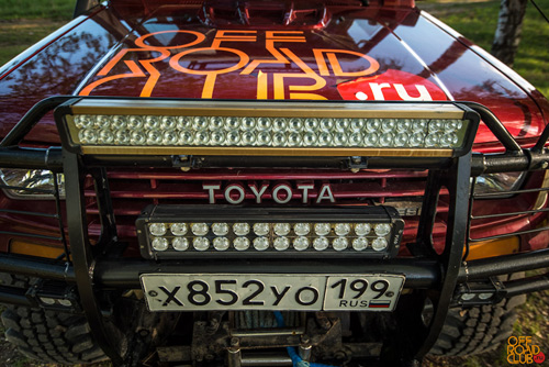 Toyota Land Cruiser 73