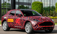 Aston Martin DBX 2020